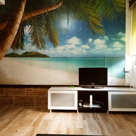 Precioso Apartamento 3 Habitaciones. Con Patio. Camas Dış mekan fotoğraf