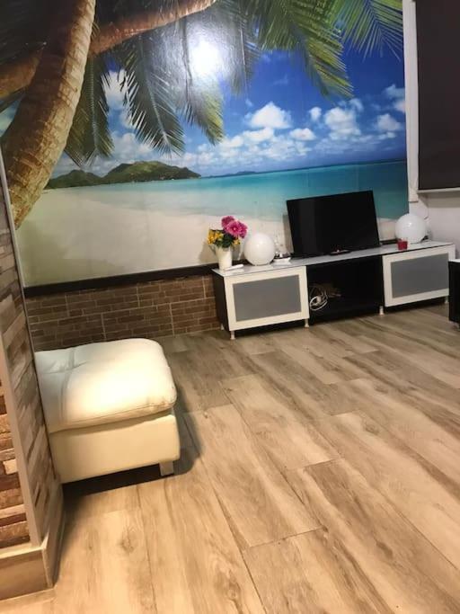 Precioso Apartamento 3 Habitaciones. Con Patio. Camas Dış mekan fotoğraf