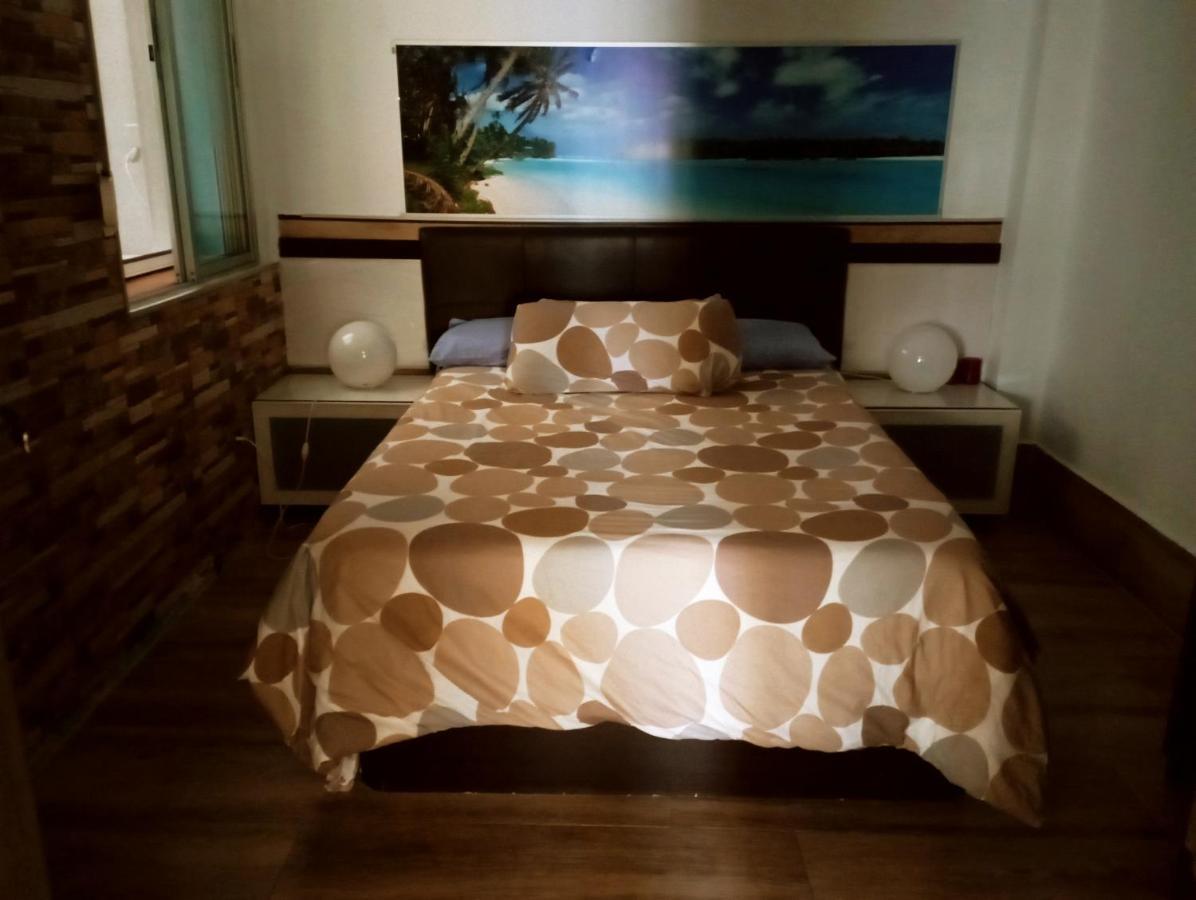 Precioso Apartamento 3 Habitaciones. Con Patio. Camas Dış mekan fotoğraf